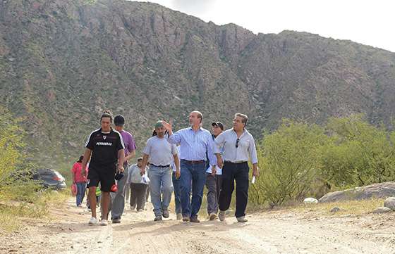 La Provincia avanza con el compromiso con familias de Cafayate para brindar soluciones habitacionales