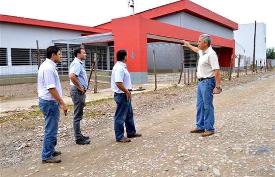 La  nueva escuela primaria del barrio Taranto en Orán cuenta con un avance superior al 90%