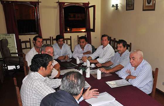 El Ejecutivo provincial y los municipios mantienen el acuerdo salarial