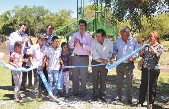 El Gobierno inauguró refacciones en el camping de La Candelaria y entregó certificados de capacitación
