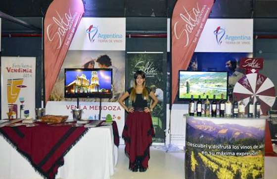 Los atractivos turísticos salteños se promocionan en la Fiesta Nacional de la Vendimia