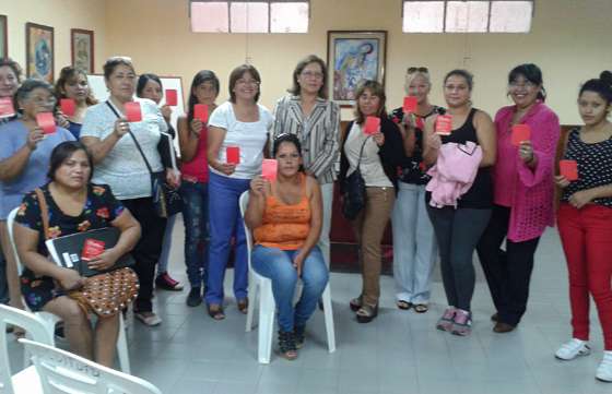 Charla sobre participación ciudadana a mujeres de Metán