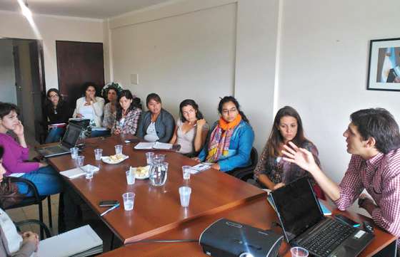 Articulan acciones de fomento para emprendedores