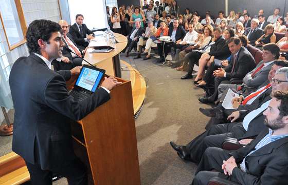 El sistema salteño de voto electrónico se destaca en el contexto nacional