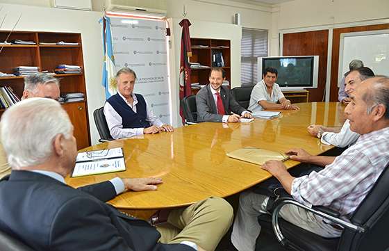 El ministro de Ambiente se reunió con la Asociación de Consorcios de Riego de Salta
