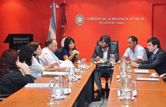 Se diagrama el calendario de capacitación del Programa de Formación para el Trabajo