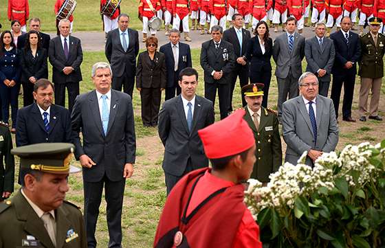 Con un  emotivo acto homenajearon a los veteranos y caídos en la guerra de Malvinas