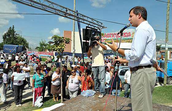 Más de mil personas visitaron la Feria de la Agricultura Familiar en barrio Solidaridad