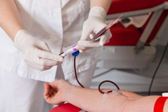 Se  realiza una colecta de sangre en el Hospital Público Materno Infantil