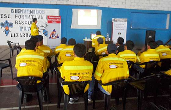 Defensa Civil capacitó a Bomberos Voluntarios de Metán y Rosario de la Frontera