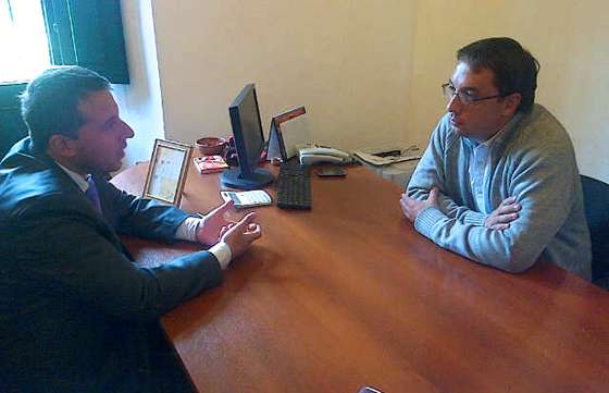 Procuran mejorar las condiciones de comercialización de artesanías