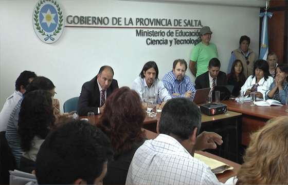 El Gobierno se reunió con los representantes de Docentes Unidos de Salta