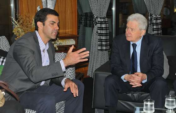 El Gobernador recibió el saludo protocolar de Luis Palau