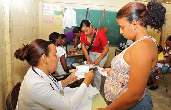 El aumento del personal del Estado provincial está vinculado a mejoras en educación, salud y seguridad