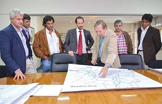 Funcionarios provinciales analizaron alternativas para la reactivación del Belgrano Cargas