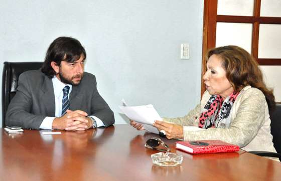 El Ministro de Trabajo y la cónsul de Perú evaluaron la situación del ingenio San Isidro