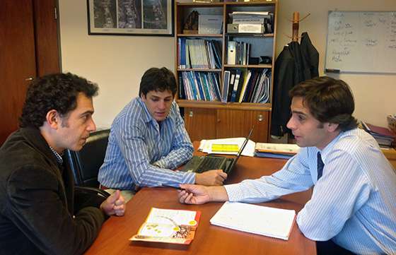 Analizan una red de apoyo para fortalecer los Centros de Emprendedores Regionales