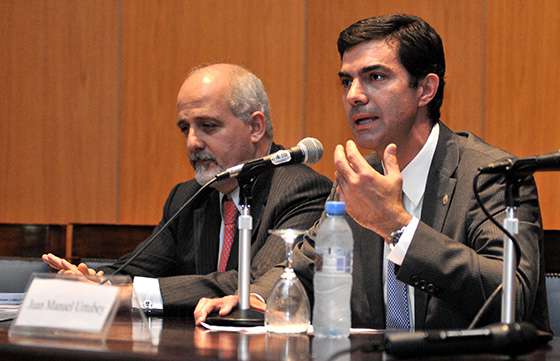 “Una mayor participación ciudadana obliga a crear nuevas herramientas de derecho administrativo”, dijo Urtubey en la UBA