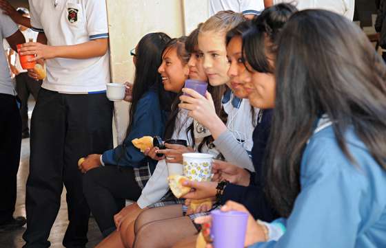 Más de 36.500 estudiantes secundarios reciben la Copa de Leche