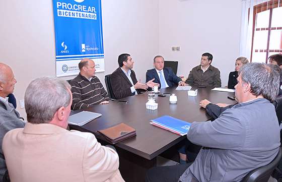 La Provincia y dueños de lotes analizan opciones para beneficiarios de Pro.Cre.Ar