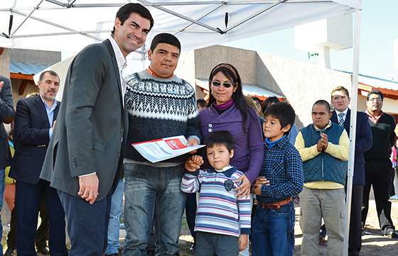 Familias de El Galpón son nuevas propietarias y más salteños tienen casa propia