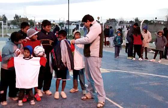 La Policía Comunitaria realizó actividades recreativas para niños del barrio San Francisco Solano
