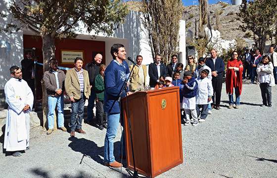 En el natalicio del padre Chifri, el Gobernador inauguró un servicio de salud de El Alfarcito