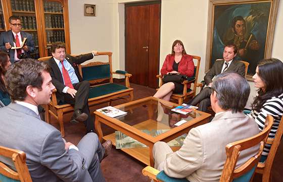 La ministra Cansino se reunió con el Intendente de Antofagasta