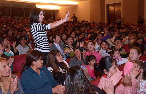 Más de 4500 mujeres del programa Ellas Hacen participaron del ciclo Teatro de la Vida Cotidiana