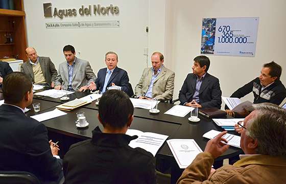 Funcionarios de Economía y propietarios de loteos acuerdan acciones para agilizar la obtención de matrículas
