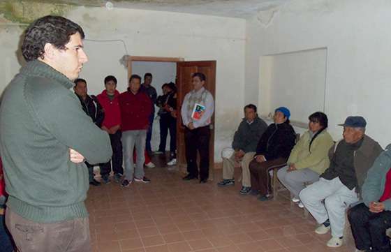 Funcionarios del Ministerio de Seguridad se reunieron con vecinos del barrio El Rosedal