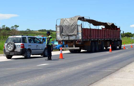 Seguridad Vial detuvo al conductor de un camión en estado de ebriedad