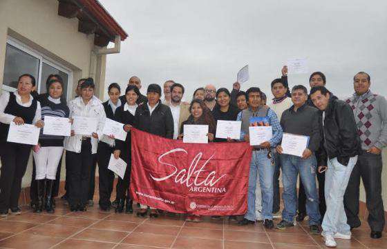 Se desarrolla un programa de capacitación para el personal operativo hotelero gastronómico