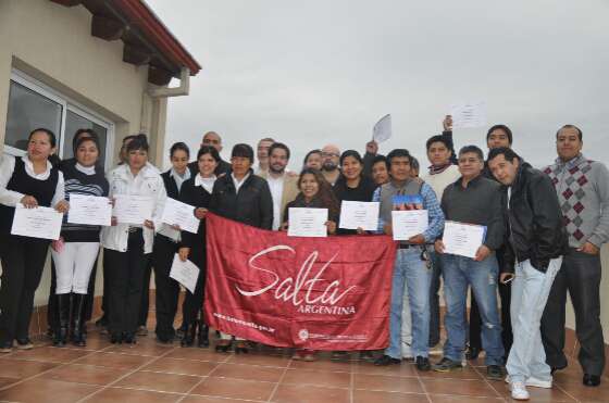 Se desarrolla un programa de capacitación para el personal hotelero gastronómico
