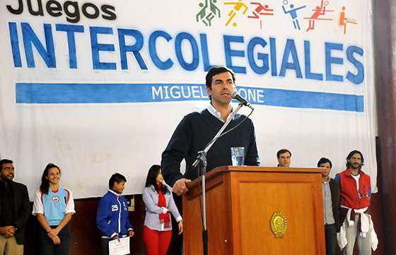 El gobernador Urtubey inauguró los juegos intercolegiales Miguel Ragone 2014