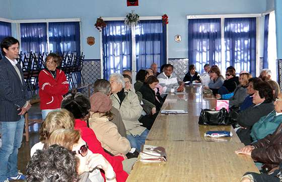 En julio sale el primer grupo de adultos mayores con destino a Merlo