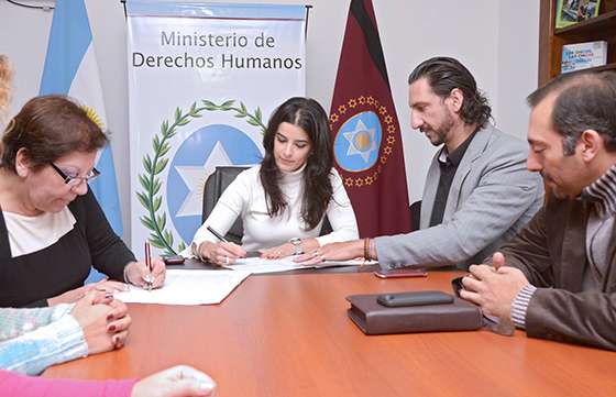 Derechos Humanos firmó un convenio de mutua  colaboración con el colegio de graduados en Nutrición