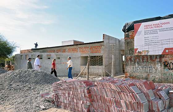 Avanza  la construcción del nuevo edificio del colegio secundario N° 5154 de Los Blancos