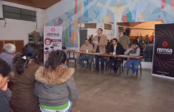 Informaron sobre los planes “Anafe en Casa” y “Gas en Casa” a vecinos de Santa Ana I