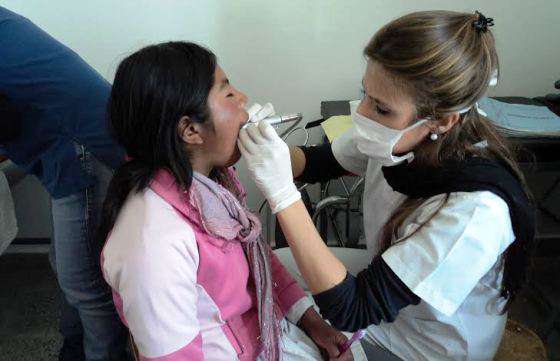 Salud Pública realizó un operativo de asistencia odontológica para la comunidad de El Alfarcito
