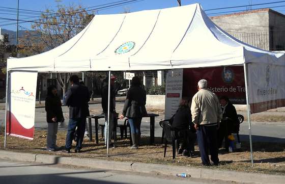 En villa El Sol, Trabajo atiende consultas sobre trámites laborales
