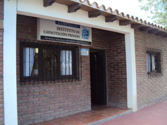 El Ministerio de Trabajo otorgó 487 microcréditos a jóvenes emprendedores salteños