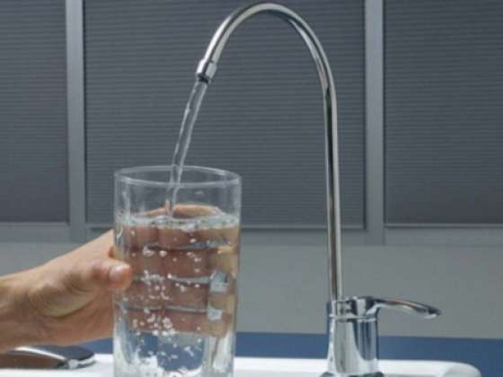 Más de un millón de pesos se invertirá en obras para garantizar agua potable a vecinos de barrio La Colina