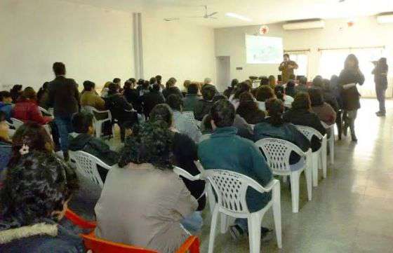 Encuentro intersectorial sobre abordaje de las adicciones en Rosario de Lerma