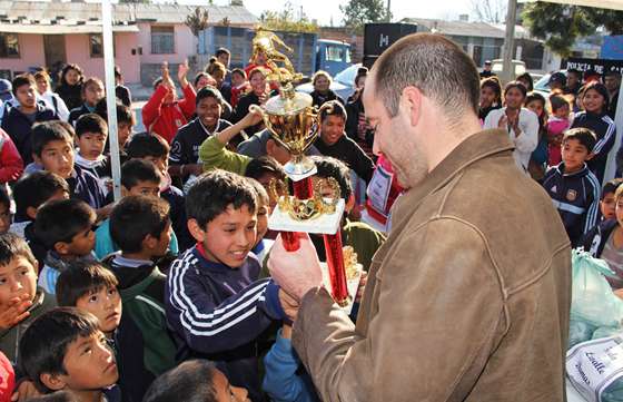 Recibieron premios los participantes del campeonato “Jugando nos Conocemos”   
