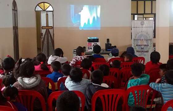 Centenares de chicos participan de las actividades organizadas por operadores de la Policía Comunitaria