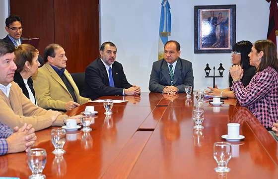 Se firmó el convenio para poner en funcionamiento Kioscos saludables en las escuelas