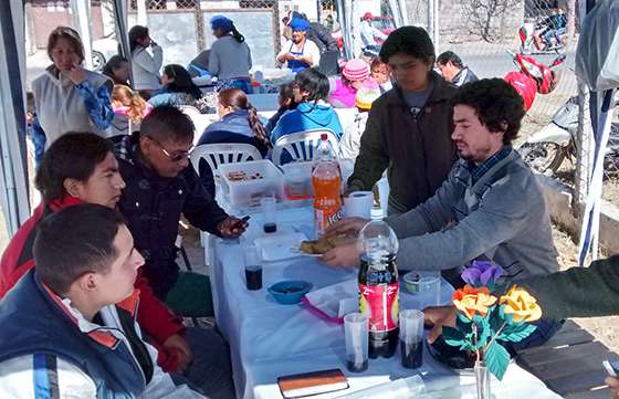 Concurso de empanadas en el barrio San Francisco Solano