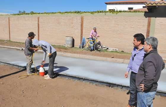 Continúan las obras de pavimentación en Metán