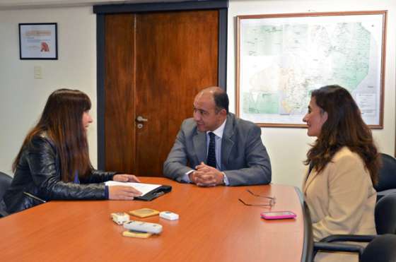 El Gobierno continúa articulando acciones para escuelas del interior con organismos no gubernamentales